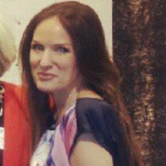 Meet your Posher, Whitney - Picture 1 of 5